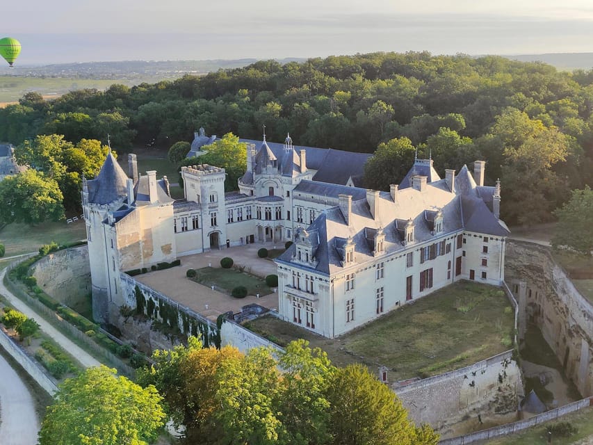Saumur and the Loire Castles: Hot-Air Balloon Flight