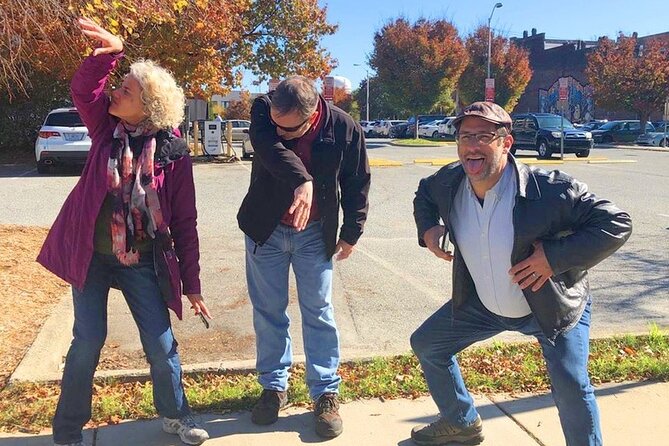 Scavenger Hunt in Columbia by Wacky Walks - Meeting Point and Transportation