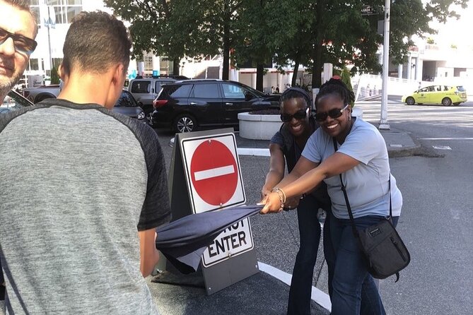 Scavenger Hunt in Norfolk by Zombie Scavengers