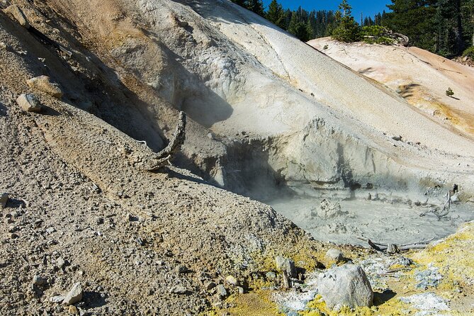 Self Guided Driving Audio Tour of Lassen Volcanic National Park