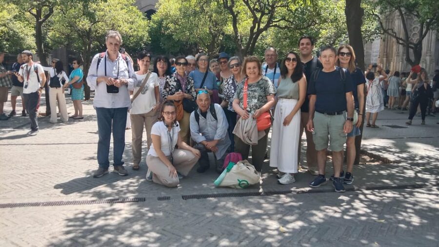 Seville: Cathedral & Giralda Guided Tour With Tickets
