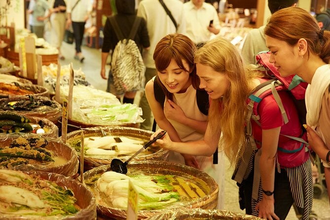 Shimogamo Shrine and Nishiki Market Bus Tour From Kyoto