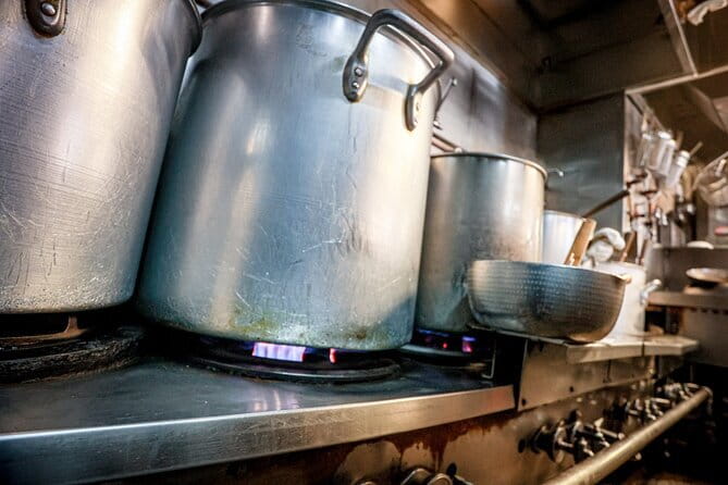 Shinjuku Ramen Crawl – Taste the Best of Ramen Shops 1.5h