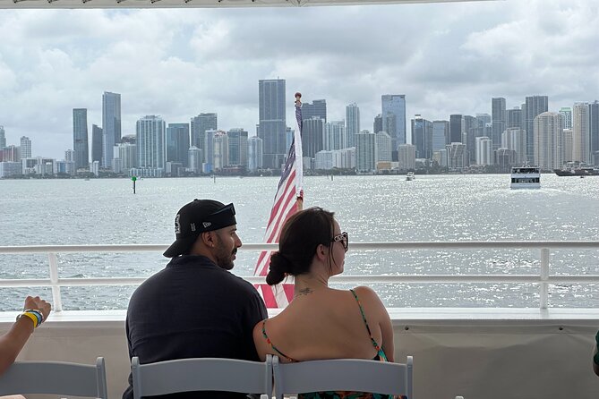 Skyline Millionaire Homes Photo Tour With Photographer in Miami