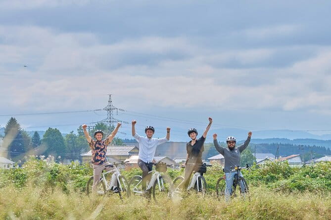 Small Group Craft Experience Cycling Tour