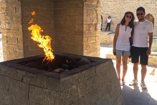 Small-Group Day Trip to Gobustan, Mud Volcanoes, Ateshgah & Yanar Dagh - Itinerary Highlights