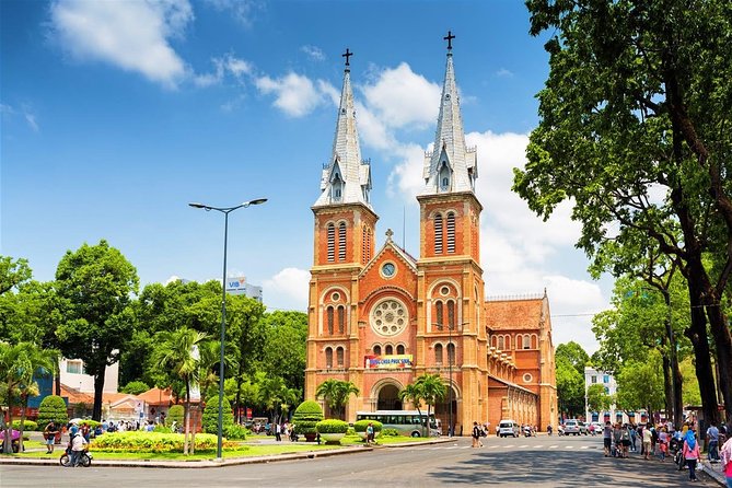 Small Group Tour Discover Ho Chi Minh City - Inclusions