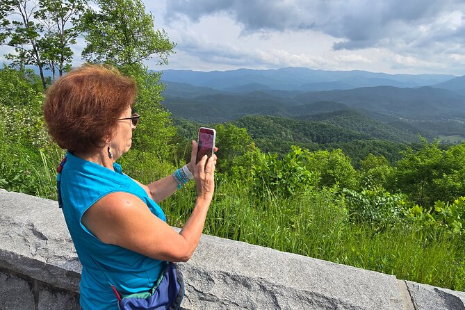Smoky Mtn Cades Cove, RR/Logging Museum-Foothills Pky Spring Tour