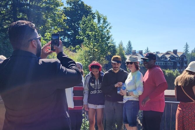 Snoqualmie Falls VIP Tour and Hiking Escape Up to 7 Passengers
