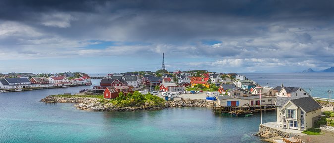 Summer Highlights of North Lofoten - Dramatic Coastal Landscapes