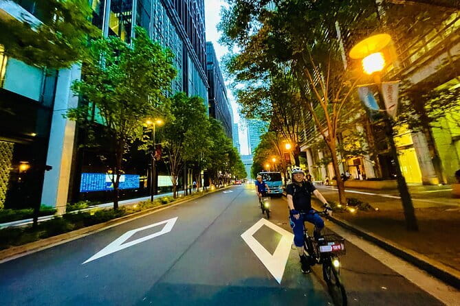 [Summer Only] Twilight E-Assist Bike Tour in Tokyo - Tour Overview