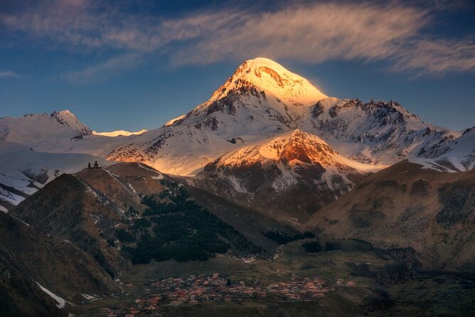 Sunday Group Tour to Kazbegi From Tbilisi (Budget-Friendly)