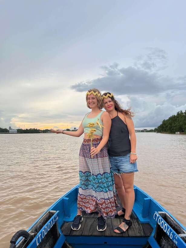 Sunset Over Mekong River and Discover Brilliant City - Activity Overview