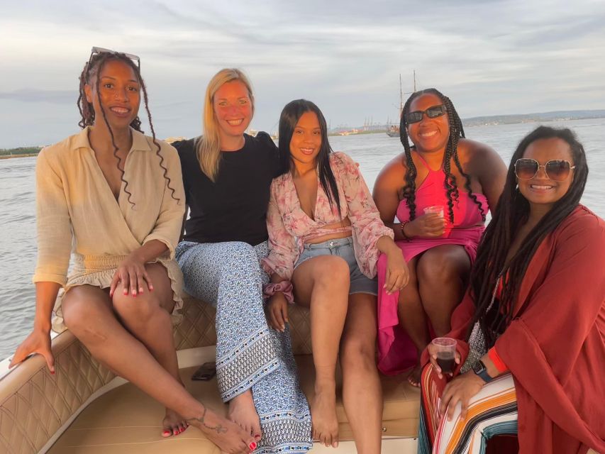 Sunsets Boat Party: Around Bocagrande Bay - Activity Overview
