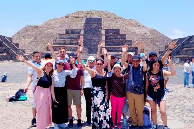 Teotihuacan: Exclusive Tour With Cave Restaurant + Basilica