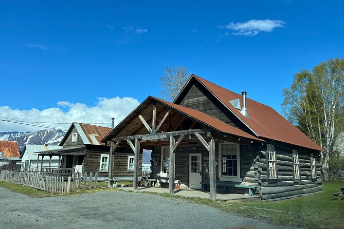 The Great Alaskan Explorer: Historic Towns & Gold Treasures - Discovering Anchorage: The Starting Point of Your Adventure