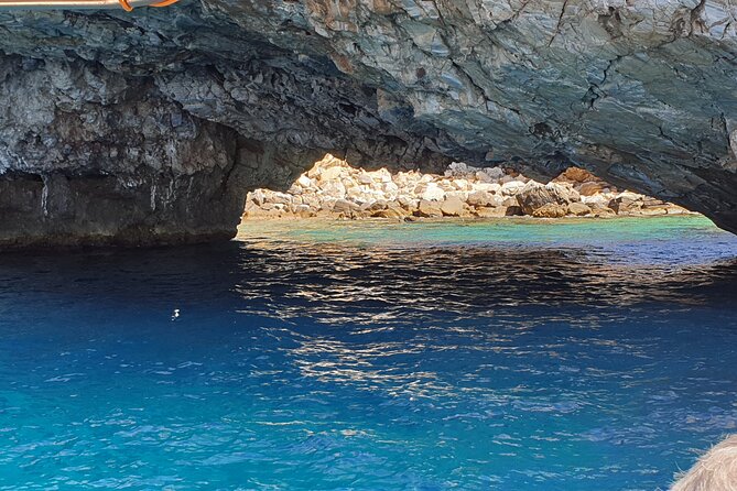 The Round of Antiparos and Despotiko Day Cruise on a Traditional Boat - Inclusions and Amenities