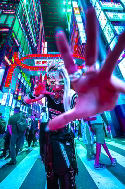 Tokyo Private Photo Tour With Nightstreet Neon Photographer