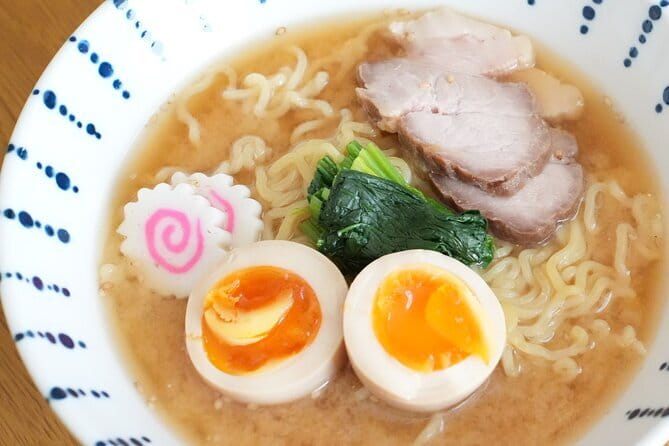 Tokyo Small-Group Ramen, Gyoza & Matcha Class With a Pro Chef　　　　