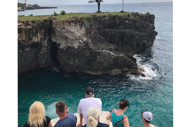 Touring Jamaica to Negril Beach & Ricks Cafe