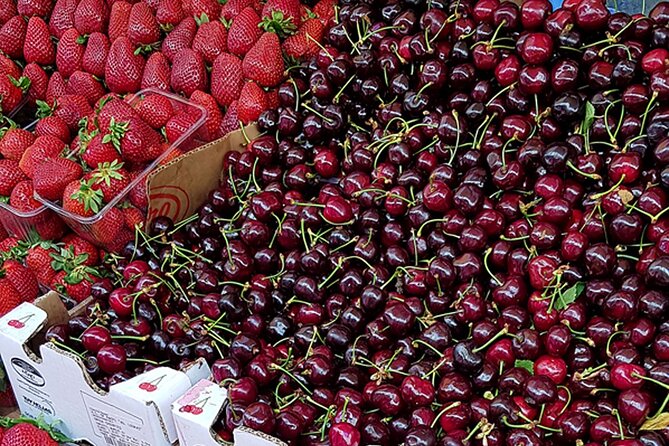Traditional Greek Food Tour in Hiddens Spots of Athens - Culinary Experience