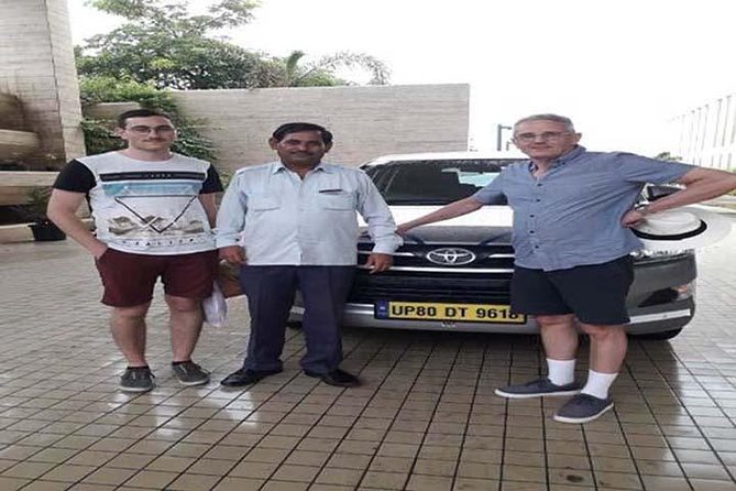 Transfer From Agra to New Delhi by Private Car