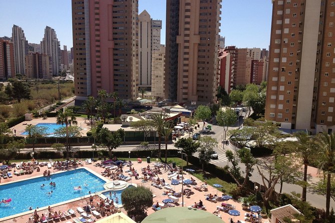 Transfer From Benidorm to Alicante Airport in Private Minivan Max. 6 Passengers