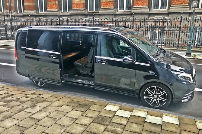 Transfer From Brussels BRU -> Brussels MB V-Class 7 PAX