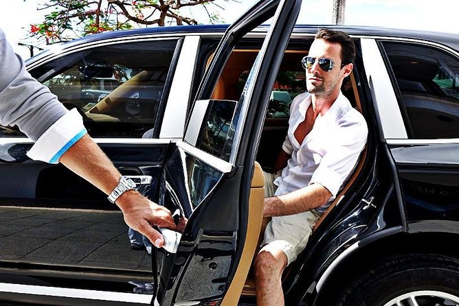 Transfer From Los Angeles City Center to LA Airport (LAX) - Pricing Details