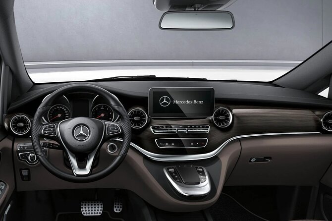 TRANSFER PRIVATE NAPLES CENTRAL CITY From / to AIRPORT-TRAIN STATION - Meeting and Pickup