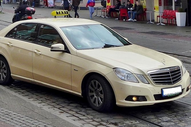 Transportation From Piraeus Port to Athens International Airport and Backwards