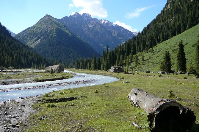 Trekking to Ala Kul Lake – Best of Tian Shan Mountains