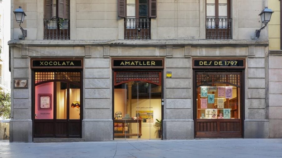 Trip to the Barcelona Chocolate Amatller With Tasting - Interactive Chocolate Tasting Experience