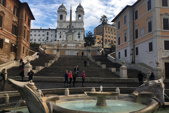 Vibe: Walking Tour of Rome in a Very Small Group