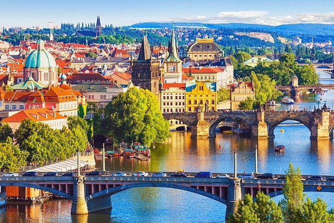 Vienna Arrival Private Transfers From Vienna Airport VIE to Vienna City