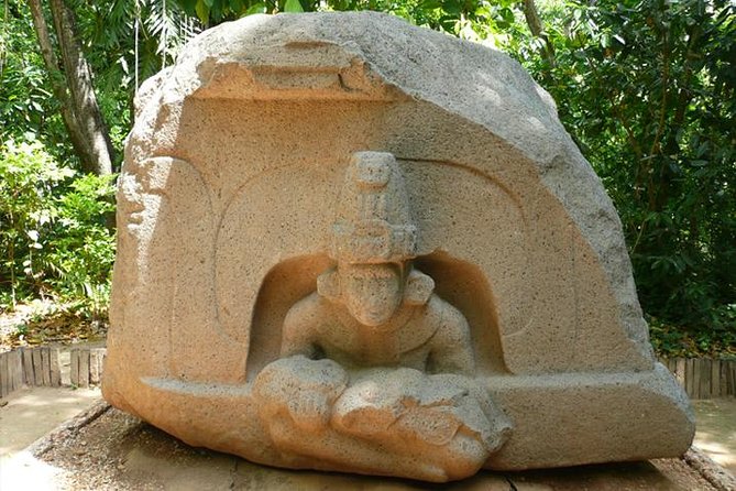 Villahermosa City Tour With La Venta Museum and Yumká Zoo