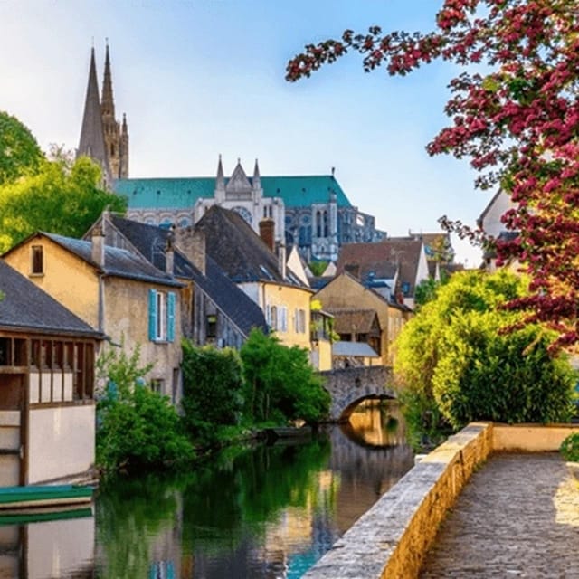 Visit Chartres Through Tales and Legends: From the Cathedral to the City!