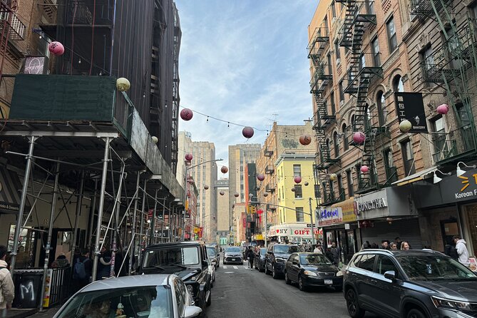 Walking Tour of Lower Manhattan With a Local 9/11 Survivor