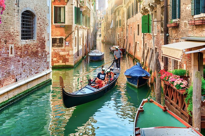 Whispers of Venice Private Gondola Experience