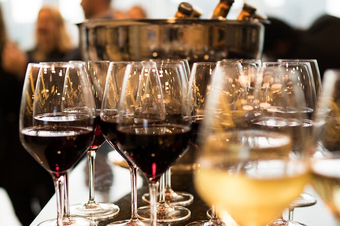 Wine Tasting and Walking Tour of Carmel-by-the-Sea