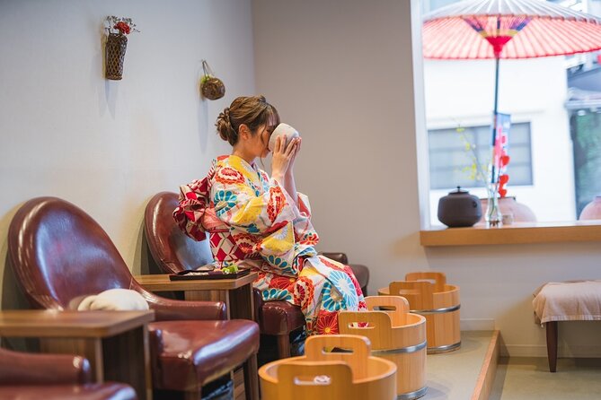 You Can Choose! Photogenic Foot Bath & Foot Massage 30 Minute Course