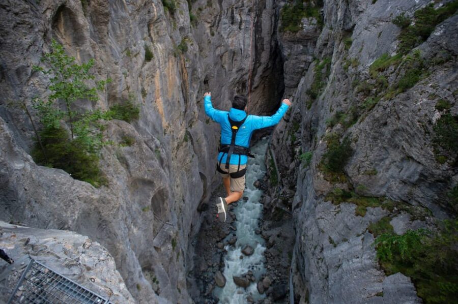 Zurich: Interlaken & Canyon Swing From Grindelwald Day Trip