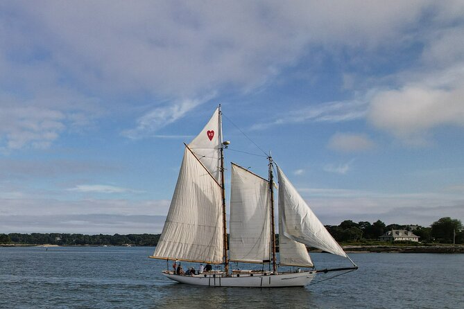 2-Hour Private Morning Charter on Hearts Desire in Casco Bay - Key Points