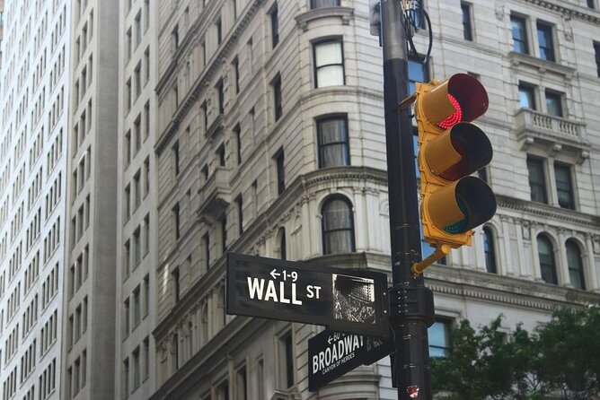 3 Hour Manhattan Walking Tour With Top of the Rock Ticket - Inclusions
