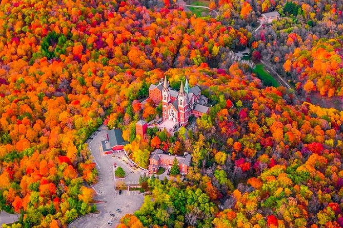 Chicago, Milwaukee&Lake Geneva Autumn Maple Foliage 1-Day Tour - Inclusions and Exclusions