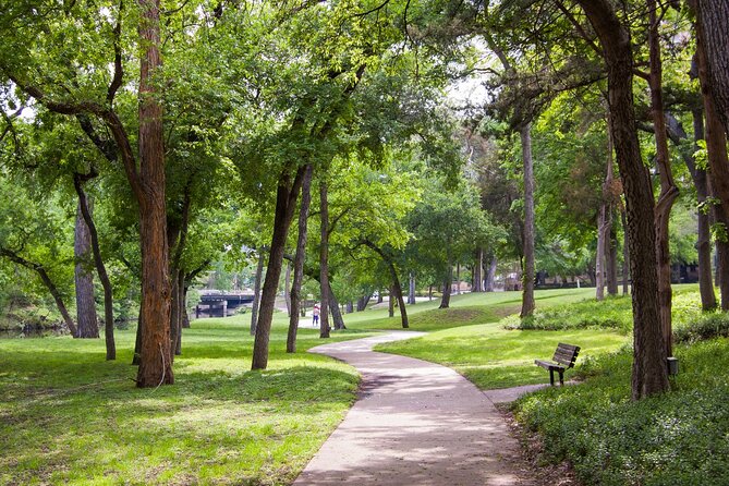 Dallas JFK Assassination Tour Review - Starting the Tour: What to Expect at the Start Point