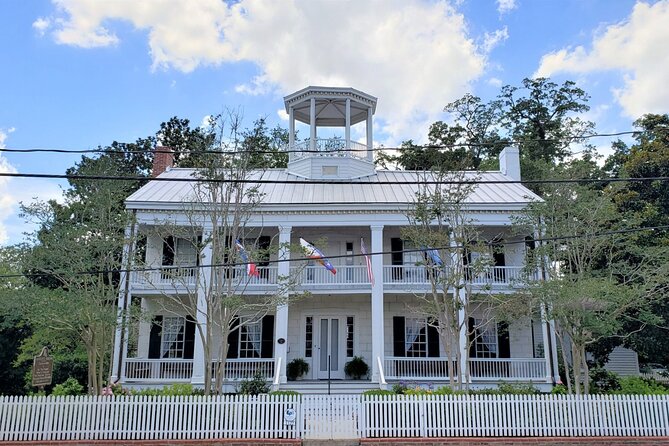 Downtown Lafayette Cajun History & Folklore Walking Tour - Tour Features