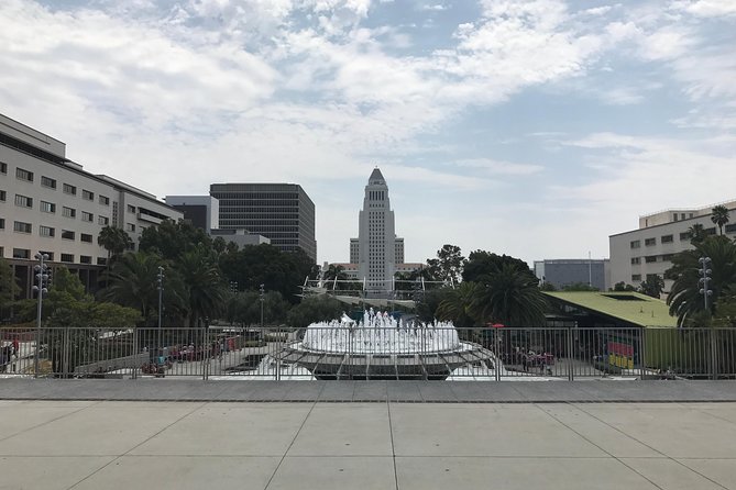 Downtown Los Angeles Self-Guided Walking Tour and Scavenger Hunt - Tour Features