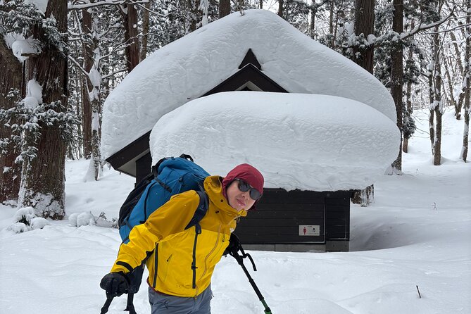 EN/CN Guided Snowshoeing and Snow Monkey Tour in Nagano - Schedule and Availability