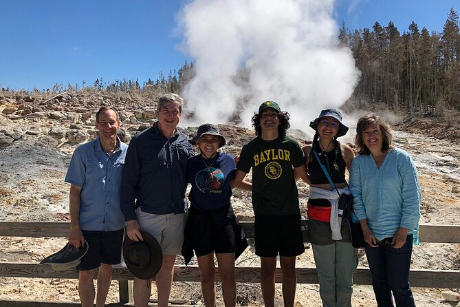 Full Day Private Guided Tour in Yellowstone National Park - Pickup and Meeting Information